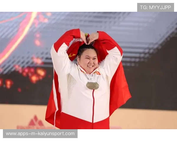 努力成就梦想，李雯雯冠军之路探析，李雯雯获得金牌了吗