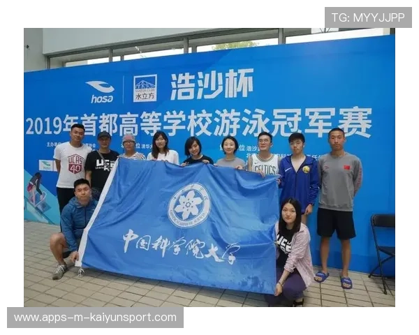 世界游泳赛后训练营的课程体系与教练配置说明，世界游泳队